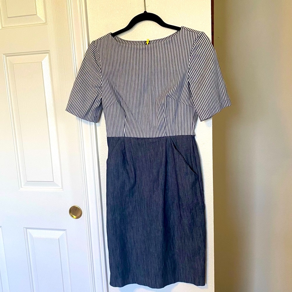 Corilynn Size 4 Denim Navy Stripe Pencil Skirt Dress